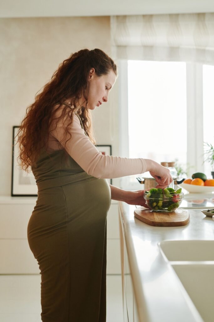 Grossesse : les aliments à limiter ou éviter